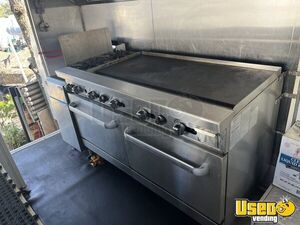 2000 P32 Step Van Kitchen Food Truck All-purpose Food Truck Backup Camera Florida Gas Engine for Sale