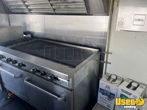 2000 P32 Step Van Kitchen Food Truck All-purpose Food Truck Exterior Customer Counter Florida Gas Engine for Sale