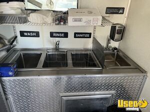 2000 P32 Step Van Kitchen Food Truck All-purpose Food Truck Stovetop Florida Gas Engine for Sale