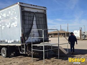 2000 Preparing Station Catering Food Truck Refrigerator Colorado Diesel Engine for Sale