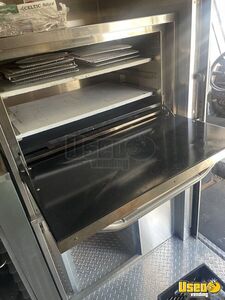 2000 Step Van All-purpose Food Truck All-purpose Food Truck Diamond Plated Aluminum Flooring Florida Diesel Engine for Sale