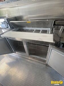 2000 Step Van All-purpose Food Truck All-purpose Food Truck Prep Station Cooler Florida Diesel Engine for Sale