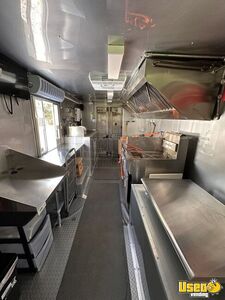 2000 Step Van All-purpose Food Truck Diamond Plated Aluminum Flooring South Carolina Gas Engine for Sale