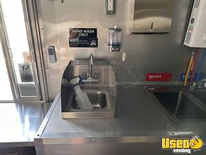 2000 Step Van All-purpose Food Truck Surveillance Cameras South Carolina Gas Engine for Sale
