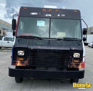2000 Step Van Food Truck All-purpose Food Truck Air Conditioning Florida Diesel Engine for Sale