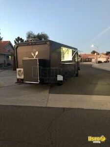 2000 Step Van Kitchen Food Truck All-purpose Food Truck 28 California Diesel Engine for Sale