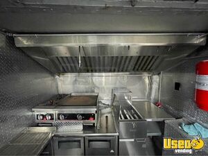 2000 Step Van Kitchen Food Truck All-purpose Food Truck Air Conditioning California for Sale