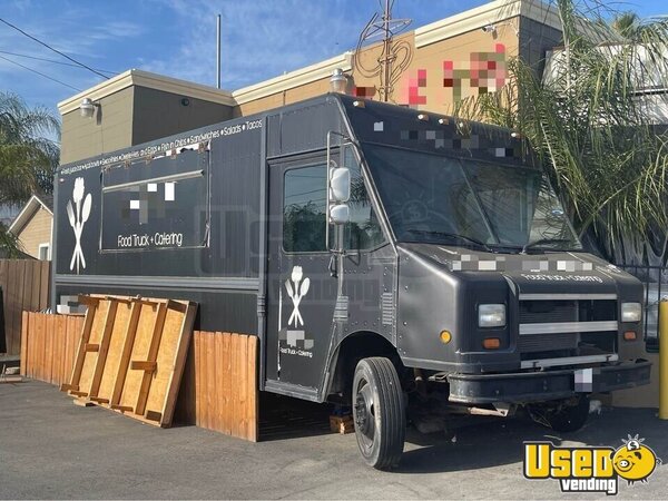 2000 Step Van Kitchen Food Truck All-purpose Food Truck California for Sale