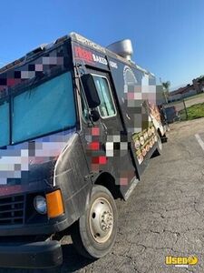 2000 Step Van Kitchen Food Truck All-purpose Food Truck Concession Window California Gas Engine for Sale