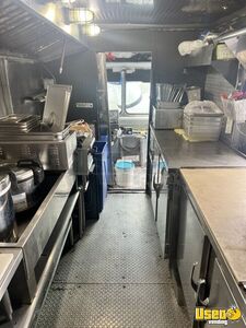 2000 Step Van Kitchen Food Truck All-purpose Food Truck Concession Window New York Gas Engine for Sale
