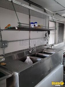2000 Step Van Kitchen Food Truck All-purpose Food Truck Exterior Lighting Wyoming Diesel Engine for Sale
