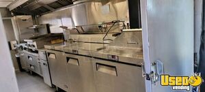 2000 Step Van Kitchen Food Truck All-purpose Food Truck Generator Wyoming Diesel Engine for Sale