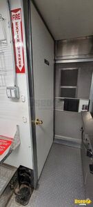 2000 Step Van Kitchen Food Truck All-purpose Food Truck Grease Trap Wyoming Diesel Engine for Sale