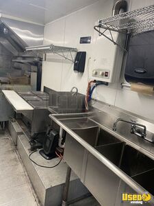 2000 Step Van Kitchen Food Truck All-purpose Food Truck Hot Water Heater North Carolina Gas Engine for Sale