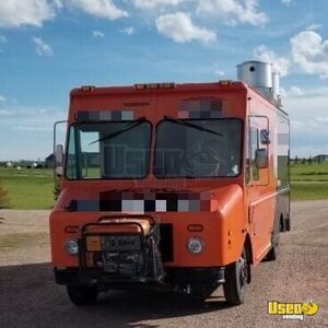 2000 Step Van Kitchen Food Truck All-purpose Food Truck Insulated Walls Wyoming Diesel Engine for Sale