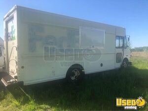 Ready to Convert - 2000 International Diesel Step Van | Used Fedex Delivery Truck for Sale in Michigan!