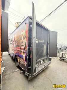 2000 Stepvan Taco Food Truck Diamond Plated Aluminum Flooring Michigan Gas Engine for Sale