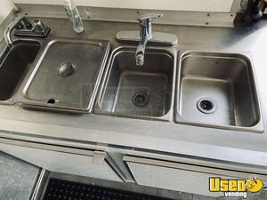 2000 Ultimaster Ice Cream Truck Electrical Outlets Florida Gas Engine for Sale