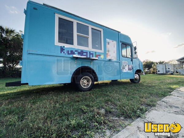 2000 Ultimaster Ice Cream Truck Florida Gas Engine for Sale