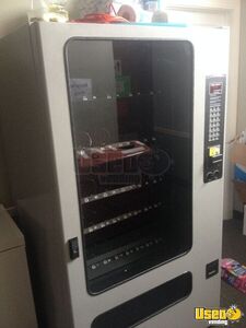 2000 Usi Snack Machine 2 Illinois for Sale