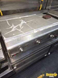 2000 Utilimaster All-purpose Food Truck Chef Base Connecticut Diesel Engine for Sale