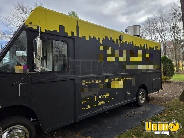 2000 Utilimaster All-purpose Food Truck Connecticut Diesel Engine for Sale