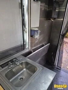 2000 Utilimaster All-purpose Food Truck Exterior Lighting Connecticut Diesel Engine for Sale