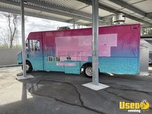 2000 Utilimax All-purpose Food Truck Air Conditioning Florida Diesel Engine for Sale