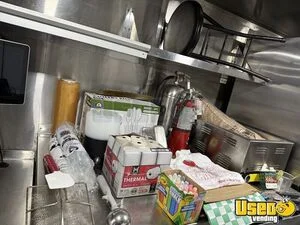 2000 Utilimax All-purpose Food Truck Fresh Water Tank Florida Diesel Engine for Sale