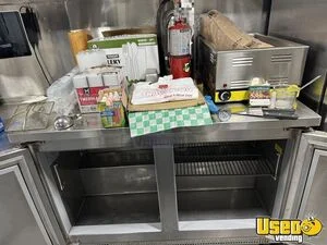 2000 Utilimax All-purpose Food Truck Open Signage Florida Diesel Engine for Sale