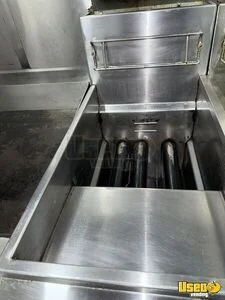 2000 Utilimax All-purpose Food Truck Pro Fire Suppression System Florida Diesel Engine for Sale