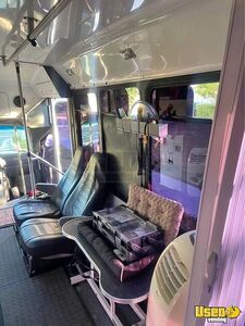 2000 V10 Pet Care / Veterinary Truck Additional 3 California for Sale