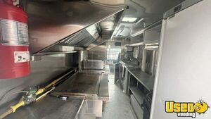 2000 Workhorse All-purpose Food Truck Cabinets Ontario Diesel Engine for Sale