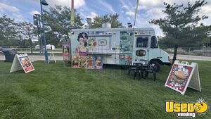 2000 Workhorse All-purpose Food Truck Concession Window Ontario Diesel Engine for Sale