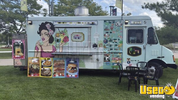 2000 Workhorse All-purpose Food Truck Ontario Diesel Engine for Sale