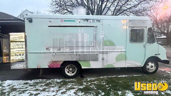 2000 Workhorse All-purpose Food Truck Ontario Diesel Engine for Sale