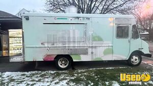 2000 Workhorse All-purpose Food Truck Ontario Diesel Engine for Sale