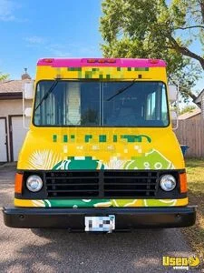 2000 Workhorse P30 Coffee & Beverage Truck Slide-top Cooler Minnesota Gas Engine for Sale
