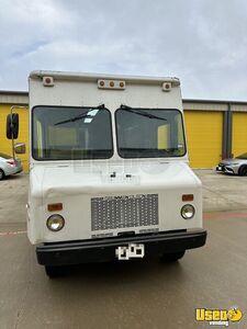 2000 Workhorse P3500 All-purpose Food Truck Diamond Plated Aluminum Flooring Texas Gas Engine for Sale