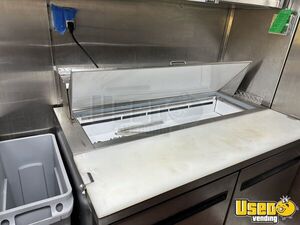 2000 Workhorse P3500 All-purpose Food Truck Exhaust Hood Texas Gas Engine for Sale