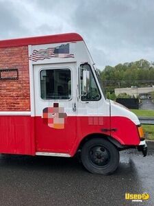 2000 Workhorse Step Van All-purpose Food Truck All-purpose Food Truck Diamond Plated Aluminum Flooring Pennsylvania Diesel Engine for Sale