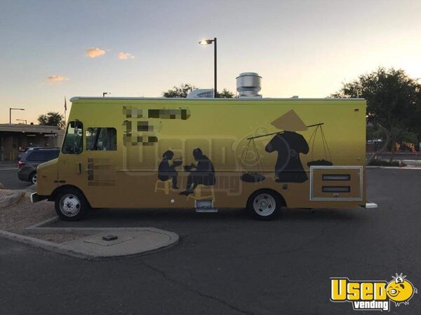 2000 Workhorse Step Van Kitchen Food Truck All-purpose Food Truck Arizona Gas Engine for Sale