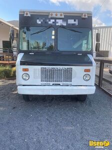 2000 Workhourse All-purpose Food Truck Concession Window Texas Gas Engine for Sale