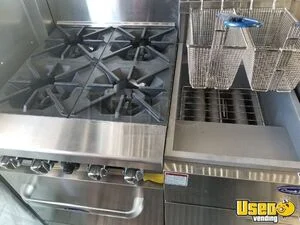 2001 2 Ton Workhorse All-purpose Food Truck Diamond Plated Aluminum Flooring Georgia Diesel Engine for Sale