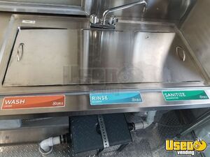 2001 2 Ton Workhorse All-purpose Food Truck Generator Georgia Diesel Engine for Sale