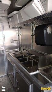 2001 2001 All-purpose Food Truck Triple Sink Utah Diesel Engine for Sale