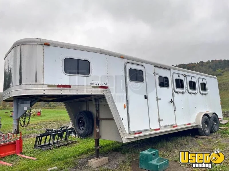 2001 2001 Exiss Sport 4 Horse Weekender 4-horse Lq Trailer New York for Sale