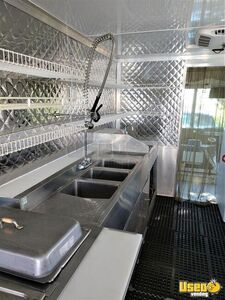 2001 26.5' Step Van Kitchen Food Truck All-purpose Food Truck Refrigerator South Dakota Gas Engine for Sale
