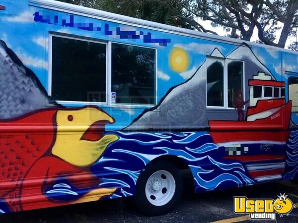 2001 28' Diesel Workhorse All-purpose Food Truck Florida Diesel Engine for Sale