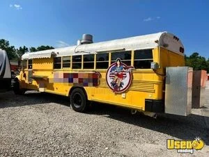 2001 International 380 All-Purpose Food Bus with Fire Suppression System for Sale in Florida!